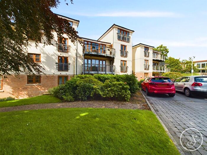 2 Bedroom Property To Rent In Harrogate Road, Leeds, LS17