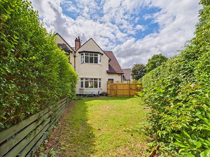 3 Bedroom Semi Detached House For Sale In Mount Road, Alkrington, Middleton, Manchester, M24