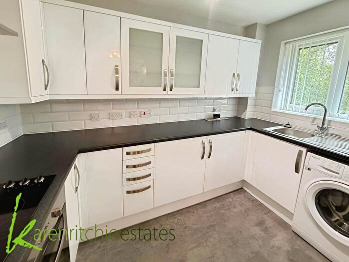 1 Bedroom Retirement Property For Sale In Greenmount Court, Heaton, BL1