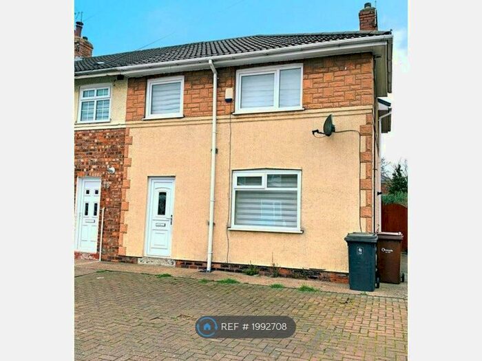 3 Bedroom End Of Terrace House To Rent In Weighton Grove, Hull, HU6