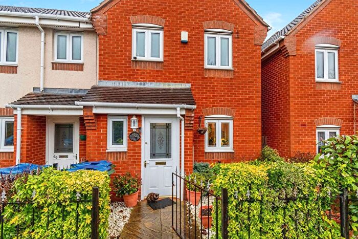 3 Bedroom End Terrace House For Sale In The Furlong, Wednesbury, WS10