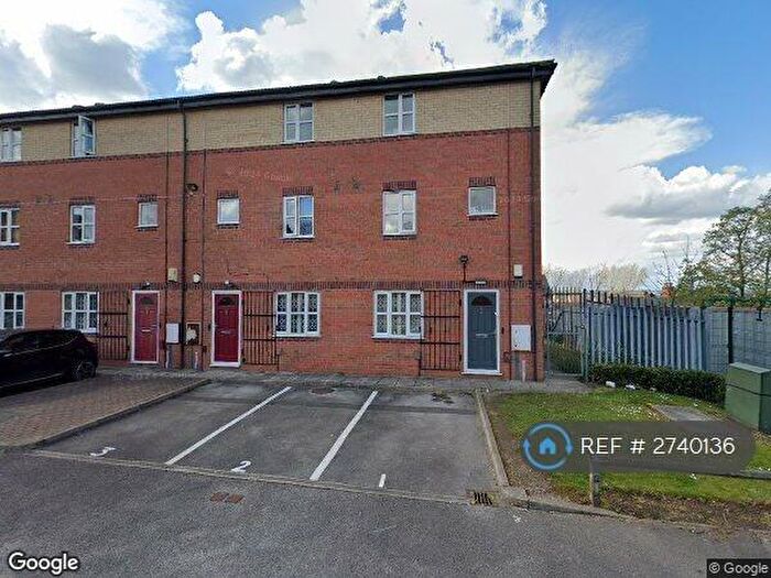 6 Bedroom Terraced House To Rent In Gadd Street, Nottingham, NG7