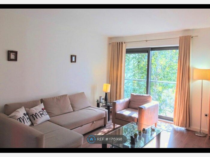 1 Bedroom Flat To Rent In Culverin Court, London, N7