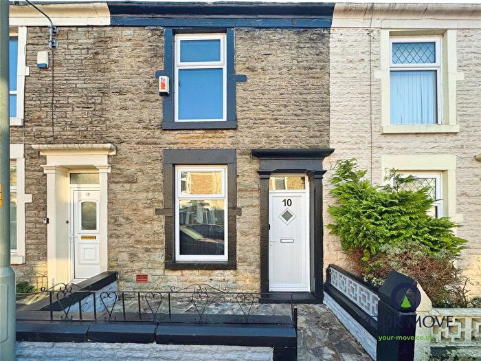 3 Bedroom Terraced House To Rent In Newton Street, Darwen, Lancashire, BB3