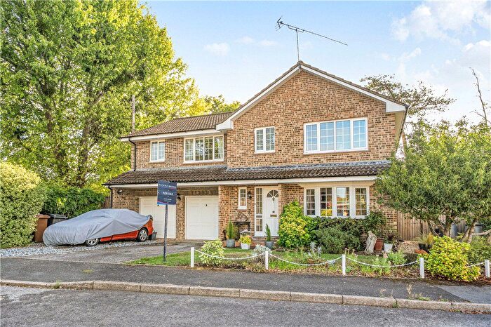 6 Bedroom Detached House For Sale In Barton Close, Romsey, Hampshire, SO51