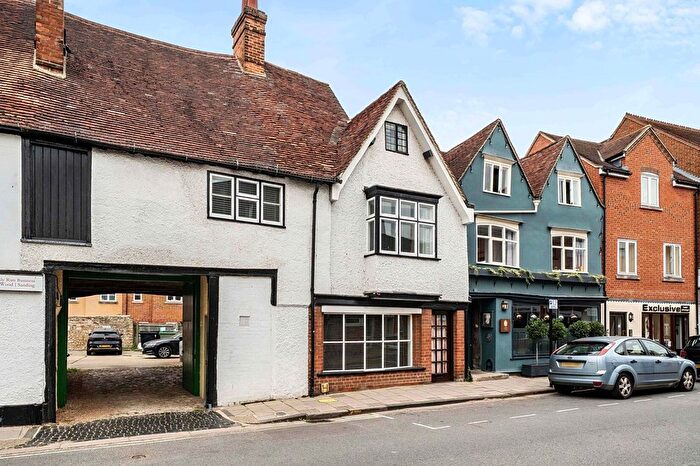 3 Bedroom Flat For Sale In West St. Helen Street, Abingdon, Oxfordshire, OX14
