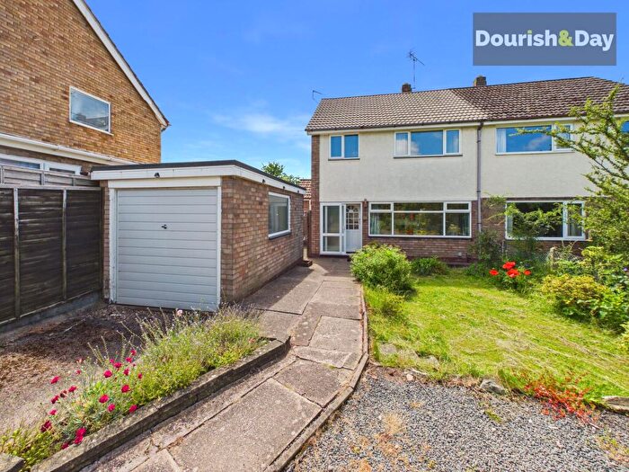 3 Bedroom Semi-Detached House To Rent In Witney Road, Stafford, ST17
