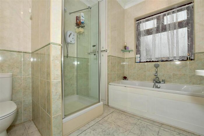 5 Bedroom Detached House For Sale In Danson Road, Bexleyheath, Kent, DA6