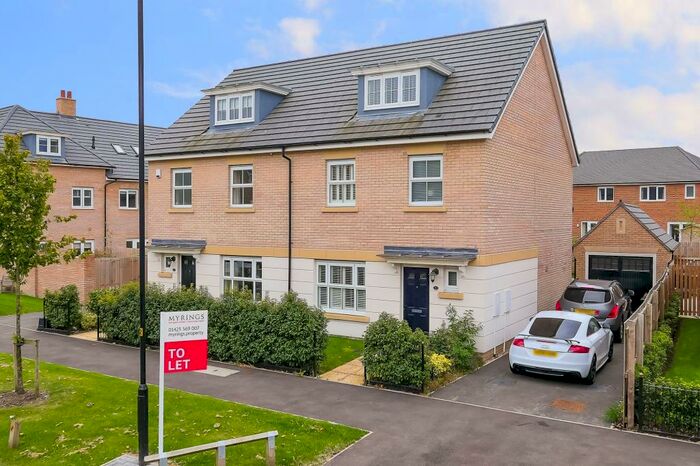 4 Bedroom Semi-Detached House To Rent In Sanders Walk, Harrogate, HG1