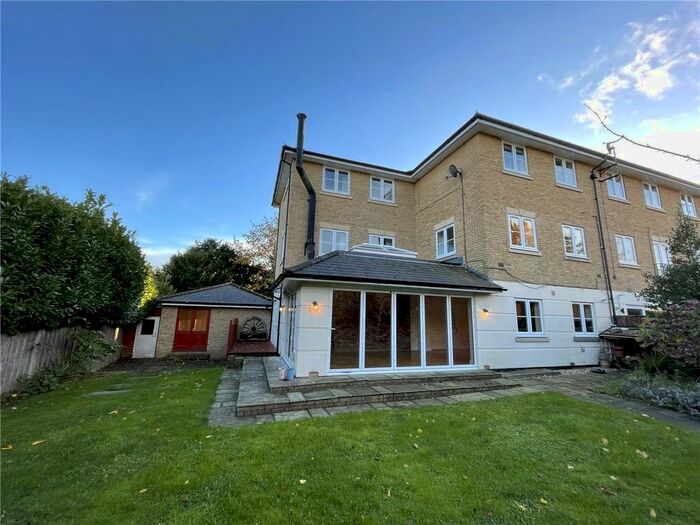6 Bedroom End Of Terrace House To Rent In Cornes Close, Winchester, Hampshire, SO22