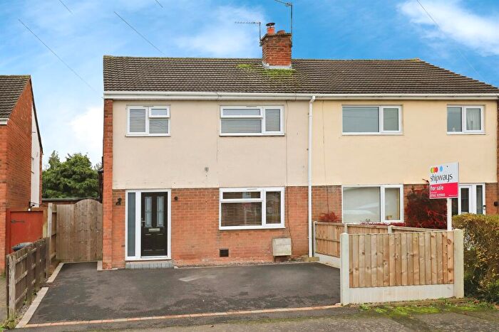 2 Bedroom Semi-Detached House For Sale In Holmwood Avenue, Kidderminster, DY11