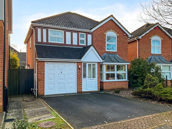 4 Bedroom Detached House For Sale In Chestnut Lane, Kingsnorth, TN23