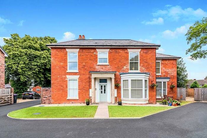 2 Bedroom Apartment To Rent In Hobbs Crescent, Wellington, Telford, Shropshire, TF1