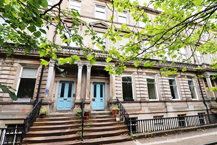 2 Bedroom Flat To Rent In Ruskin Terrace, Hillhead, Glasgow, G12