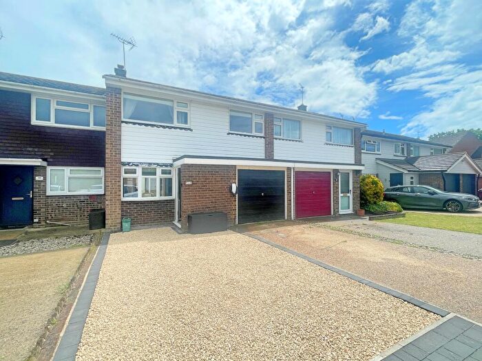 3 Bedroom Semi-Detached House For Sale In Millwrights, Tiptree, CO5