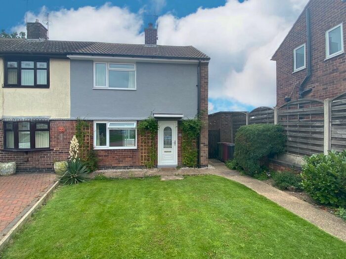 2 Bedroom Semi-Detached House To Rent In Broom Avenue, Pilsley, Chesterfield, Derbyshire S45