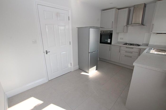 2 Bedroom Apartment To Rent In Southlands Road, Wokingham, Berkshire, RG40