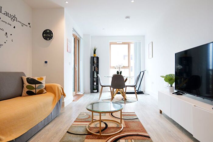 1 Bedroom Flat For Sale In Harrow Manorway, London, SE2