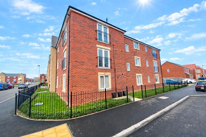 2 Bedroom Flat For Sale In Kentwell Road, Hampton Gardens, Peterborough, PE7