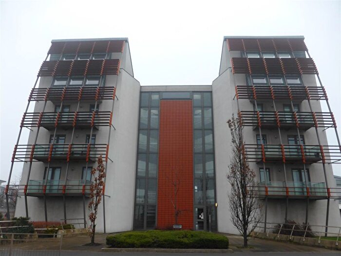 2 Bedroom Flat To Rent In Campbell House, Ashton Old Road, Beswick, M11