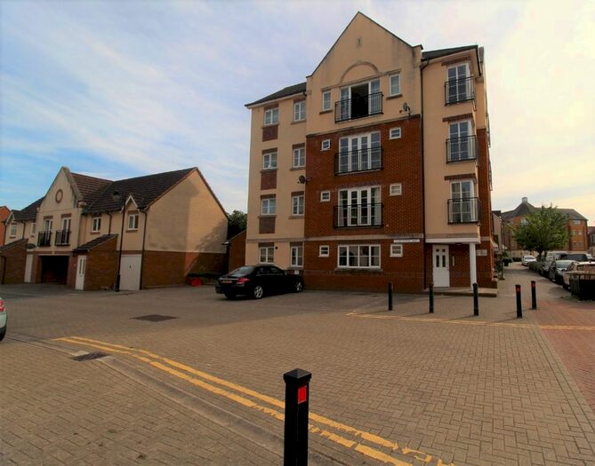 1 Bedroom Flat To Rent In Sir John Fogge Avenue, Ashford, Kent, TN23