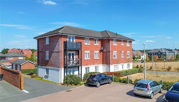 2 Bedroom Apartment For Sale In Nicholson Drive, Wokingham, Berkshire, RG41