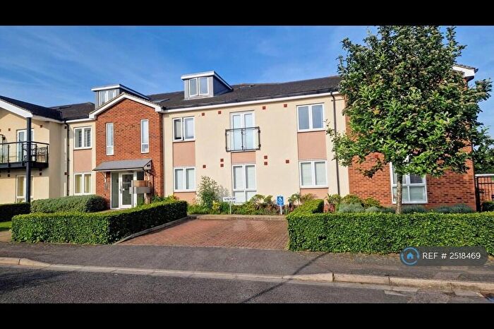 1 Bedroom Flat To Rent In Elliott Avenue, Ruislip, HA4