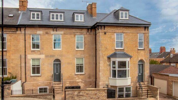 2 Bedroom Flat To Rent In The Penthouse, Brownlow Terrace, Stamford, PE9