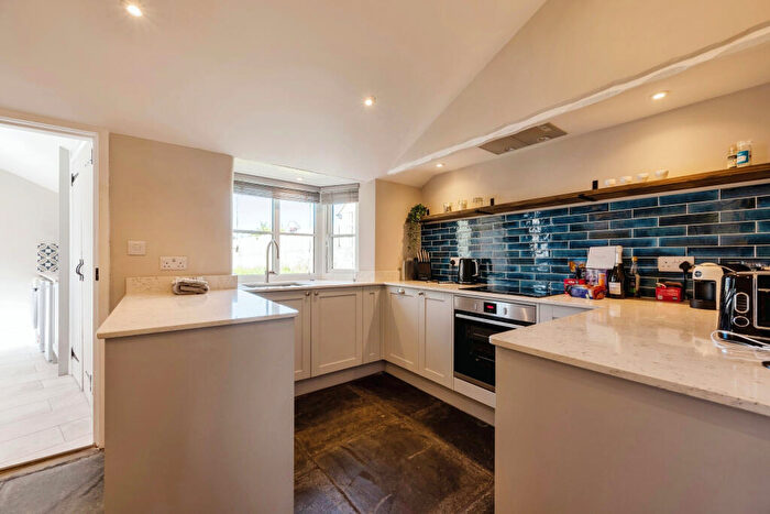 2 Bedroom Cottage To Rent In St. Issey, PL27
