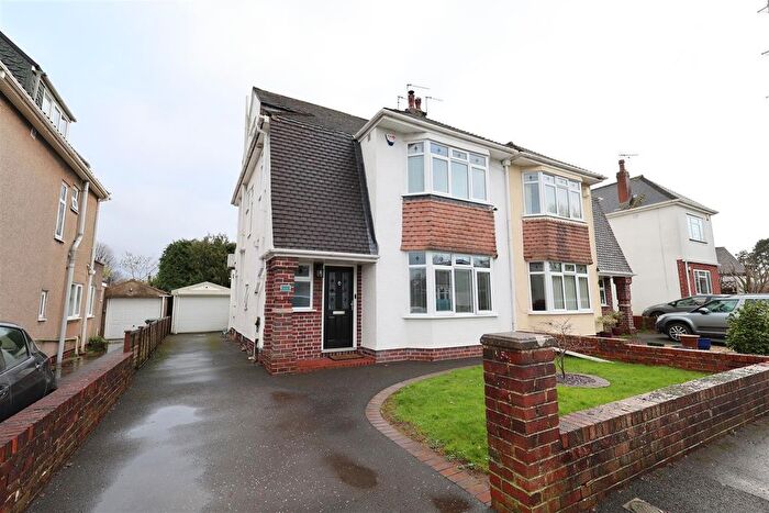 5 Bedroom Semi Detached House For Sale In Rockland Road, Bristol, BS16