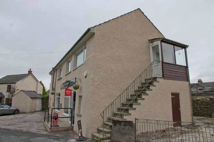 2 Bedroom Flat To Rent In Shap Road, Kendal, LA9