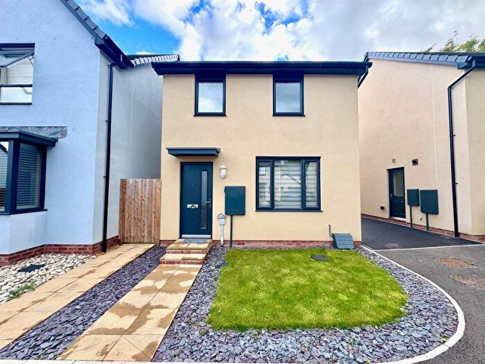 3 Bedroom Detached House For Sale In Whitecliffe View, Chepstow, NP16