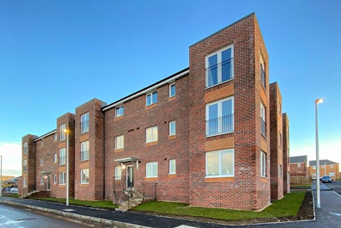 2 Bedroom Flat To Rent In Raith Drive, Craigmillar, Edinburgh, EH16