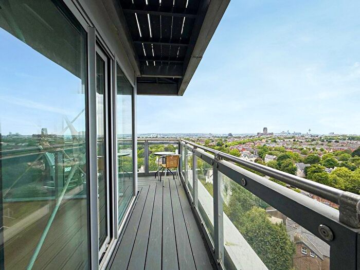 2 Bedroom Flat To Rent In Greenheys Road, Liverpool, Merseyside, L8