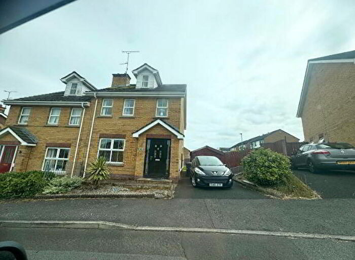 3 Bedroom Semi-Detached House For Sale In Ard Grange, Derry, BT48