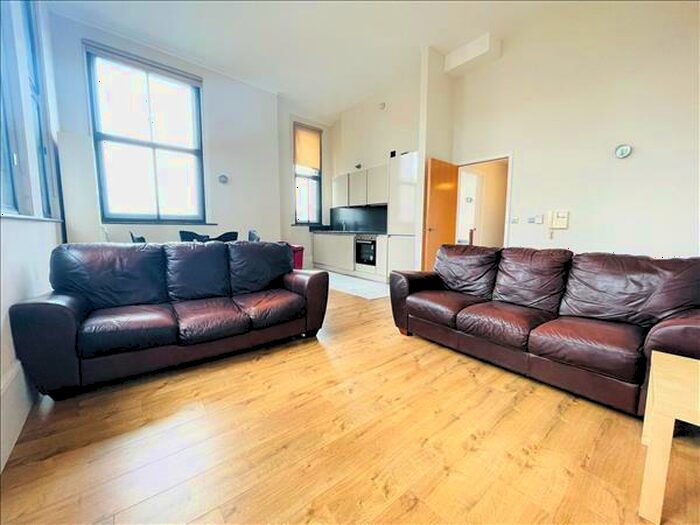 2 Bedroom Flat To Rent In Admin Building, New Bridge Street, Manchester, M3