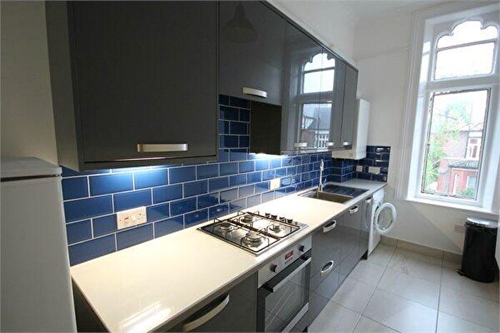 2 Bedroom Flat To Rent In Dean Road, Willesden Green, NW2
