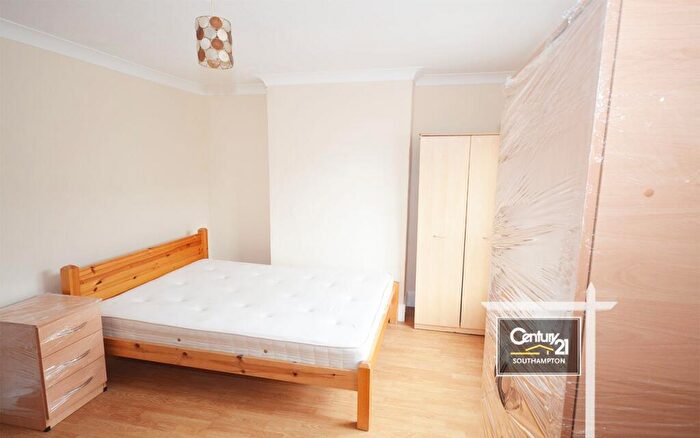 4 Bedroom Terraced House To Rent In |Ref: |, Spear Road, Southampton, SO14