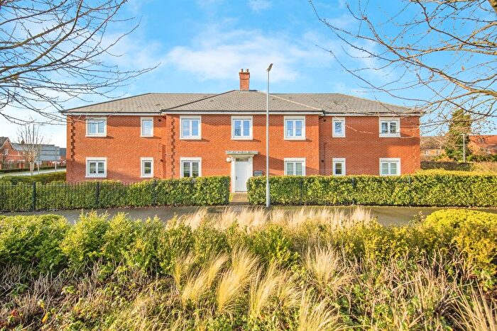 2 Bedroom Flat For Sale In Amelia Chase, Colchester, CO4