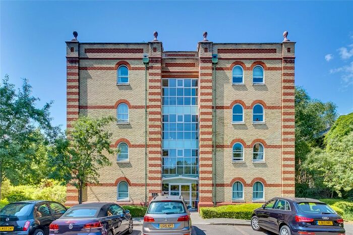 2 Bedroom Flat To Rent In Keble Place, Harrods Village, Barnes, London, SW13