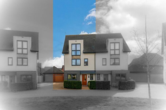 3 Bedroom Semi-Detached House For Sale In Rievaulx Way, Daventry, NN11