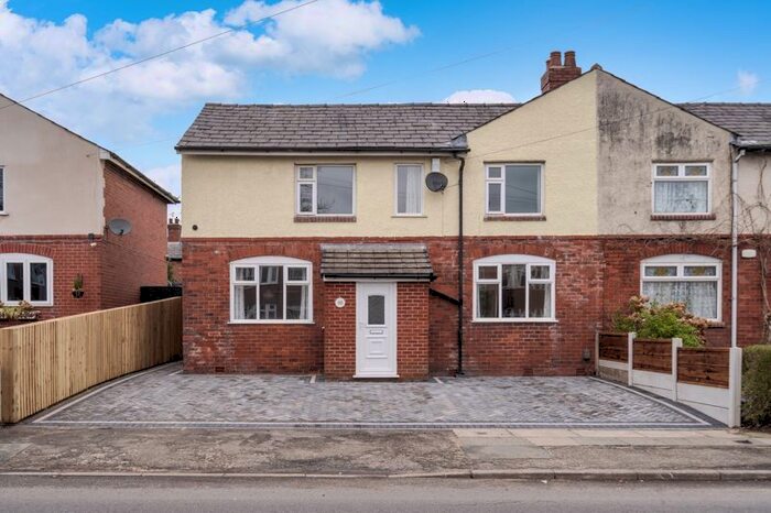 3 Bedroom Semi-Detached House To Rent In Highfield Road, Farnworth, Bolton., BL4