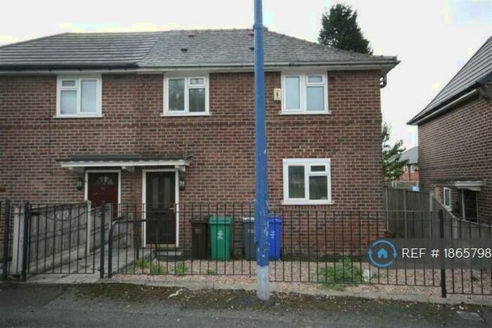 3 Bedroom Semi-Detached House To Rent In Marina Crescent, Manchester, M11