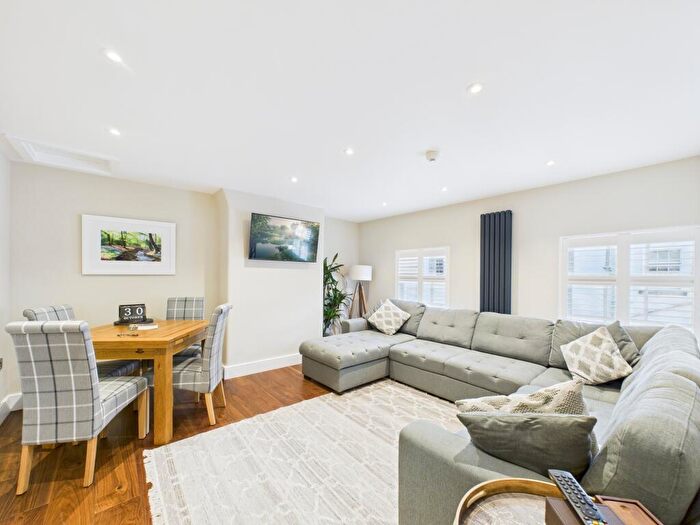 1 Bedroom Apartment To Rent In Monsal, St John Street, DE6