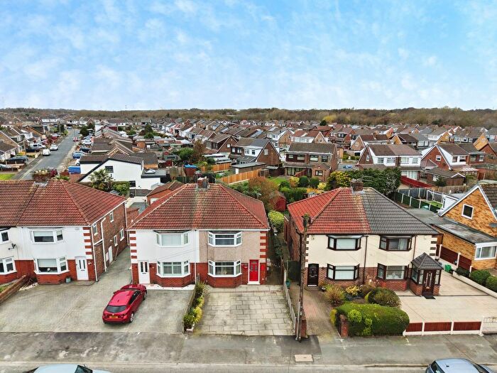 3 Bedroom Semi-Detached House For Sale In Leach Lane, Sutton Leach, St Helens, WA9