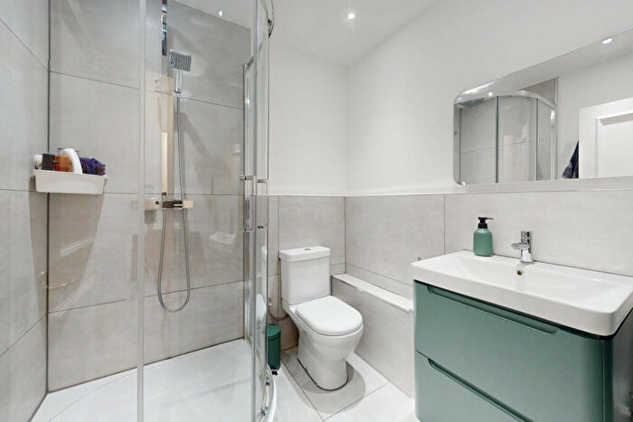 3 Bedroom Apartment For Sale In Walsingham, St. Johns Wood Park, London, NW8