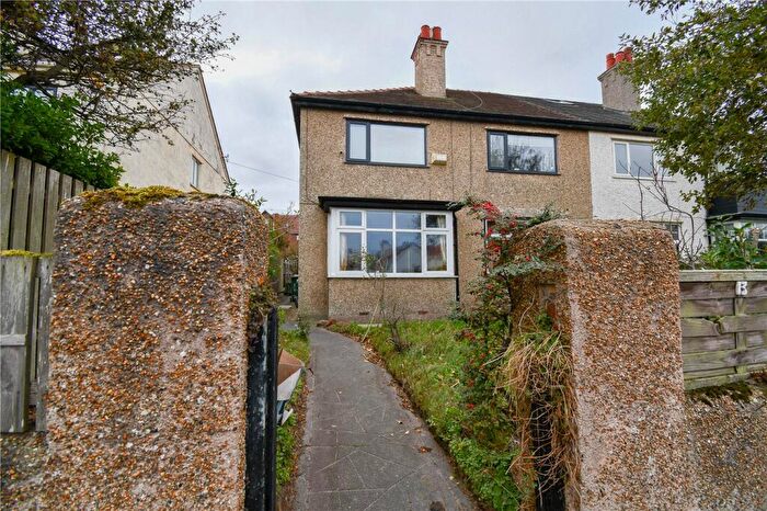 2 Bedroom Flat For Sale In Clydesdale Road, Hoylake, Wirral, CH47