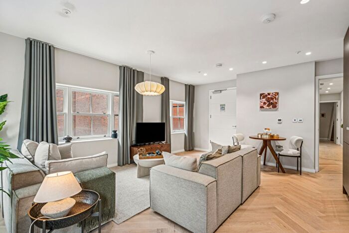 2 Bedroom Flat To Rent In Stukeley Street, Covent Garden, WC2B