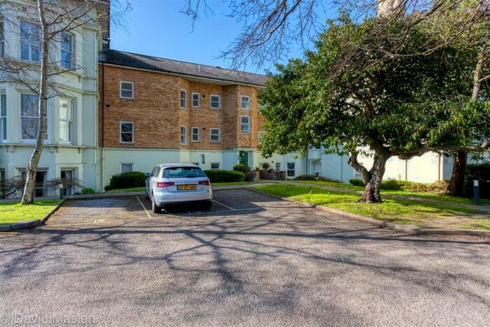 2 Bedroom Flat To Rent In Preston Road, Brighton, BN1