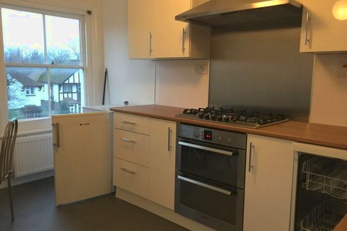 1 Bedroom Flat To Rent In Whitstable Road, Canterbury, CT2